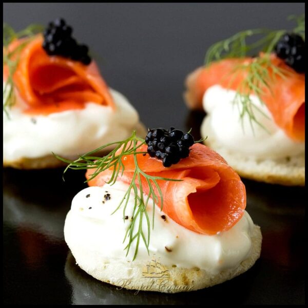 royal_caviar_dubai_photo_salmon_caviar2.jpg Black Lumpfish Roe