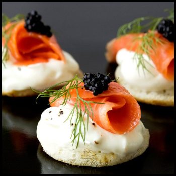 royal_caviar_dubai_photo_salmon_caviar2.jpg